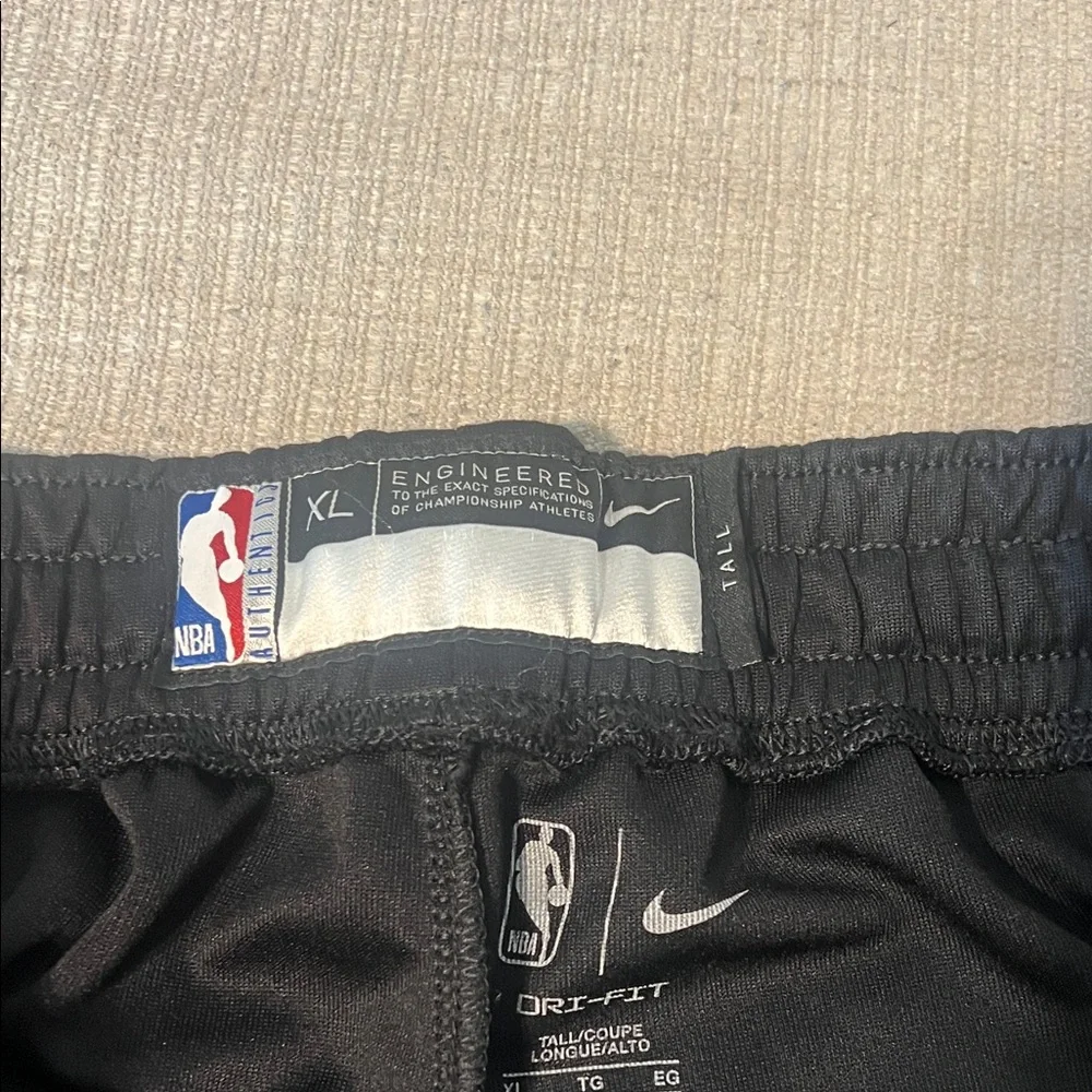 Nike NBA Authentic Portland Trail Blazers Sweatpants - Picture 7 of 7